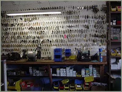 Locksmith Solution Services Tampa, FL 813-778-0314 - 68-44-3